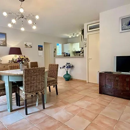 Maison 4 Pieces 6 Couchages Georges D'oleron Sgo000-078 *