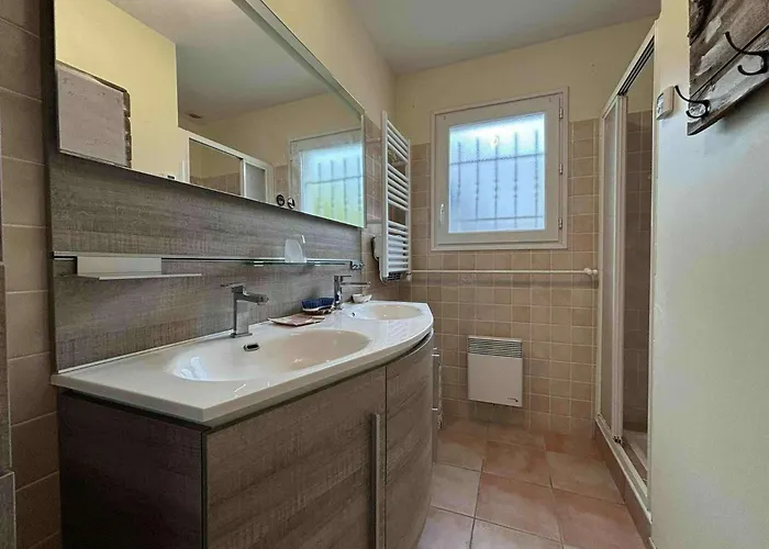 Maison 4 Pièces 6 Couchages Georges D'oléron Sgo000-078 Villa *